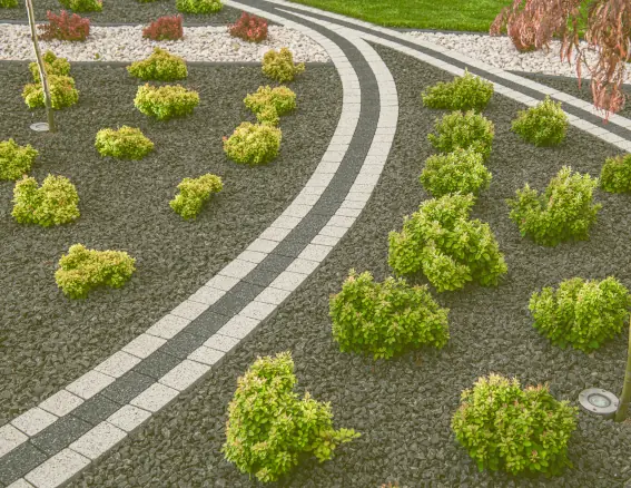 Landscape Mulching and Ground Cover in Missouri